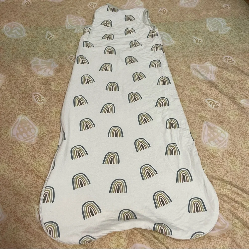 Kyte Baby Sleep Bag 1.0 TOG in Aloe Rainbow Size Medium